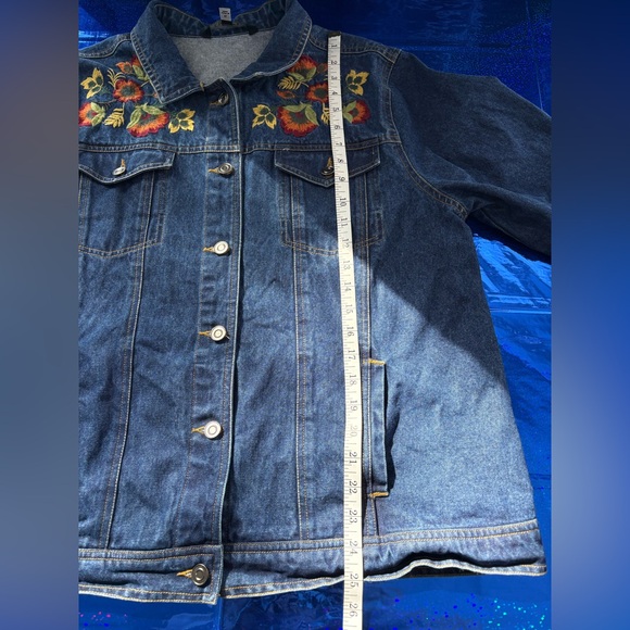 Chadwicks Blue Denim Jacket with Floral Embroidery - Picture 7 of 9